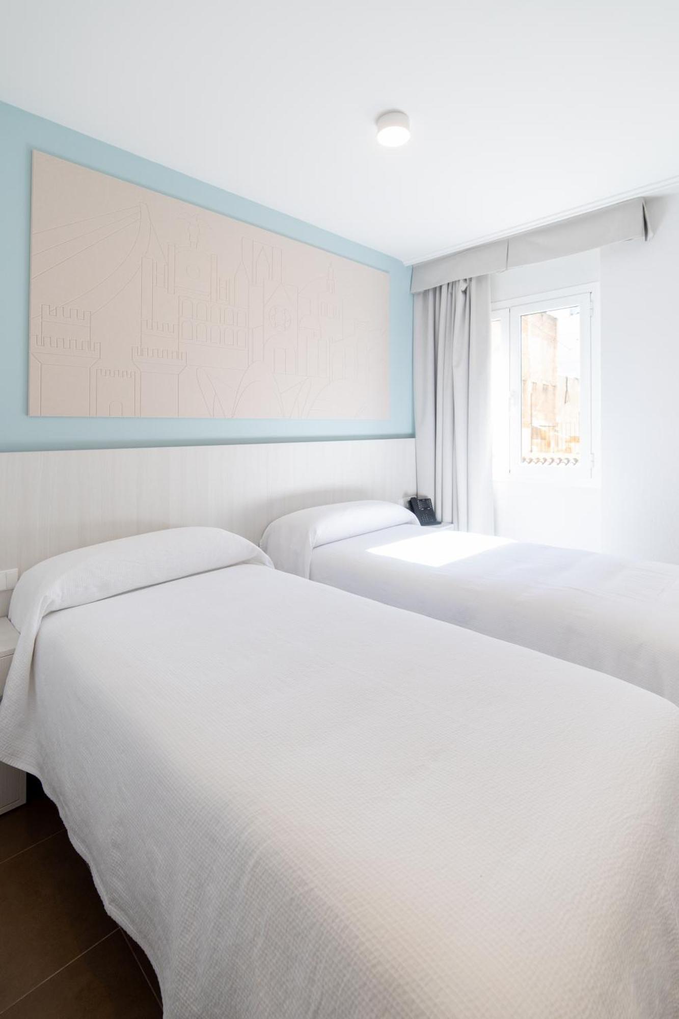 Hotel Alkazar Valensiya Dış mekan fotoğraf