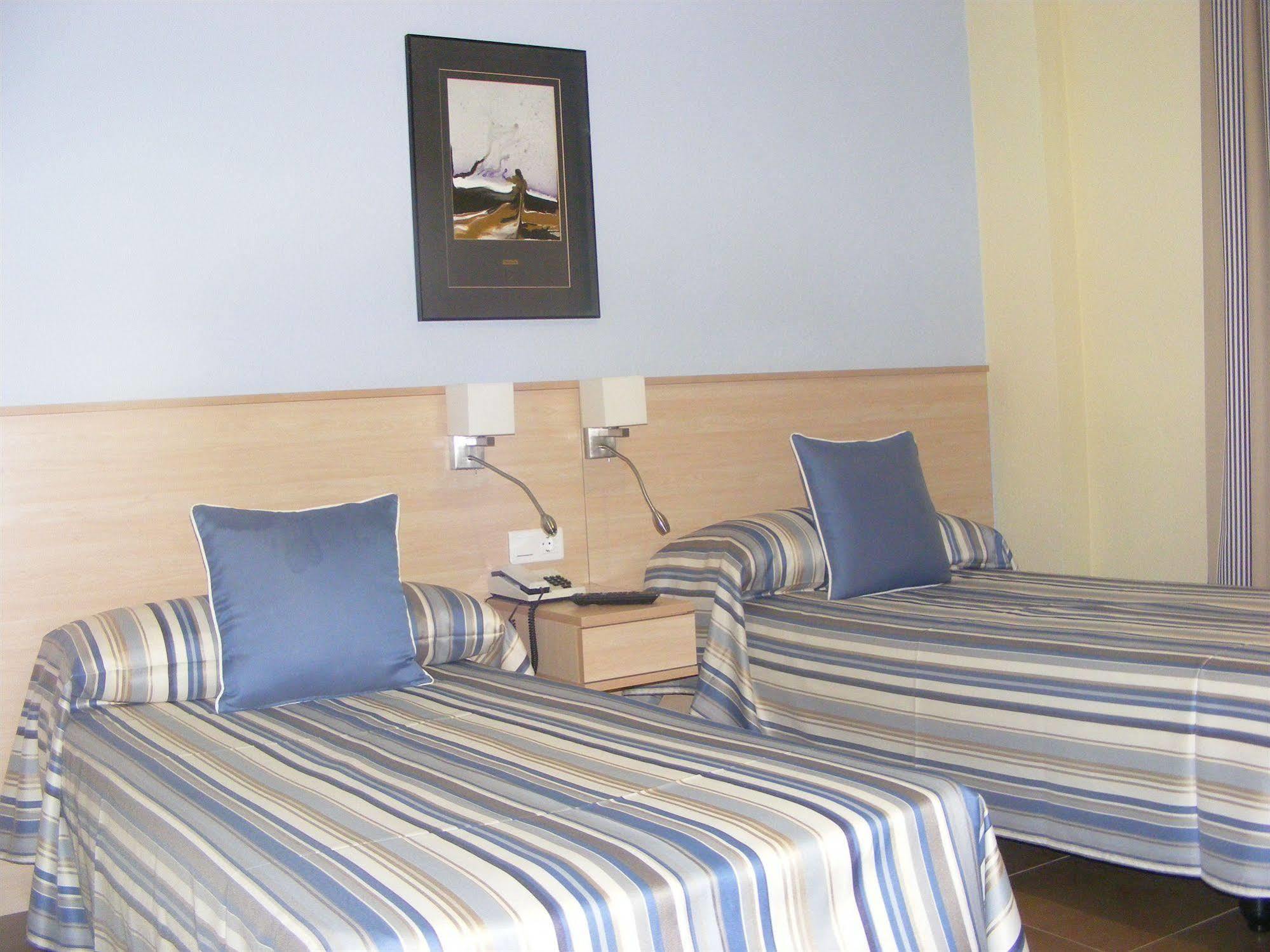 Hotel Alkazar Valensiya Dış mekan fotoğraf